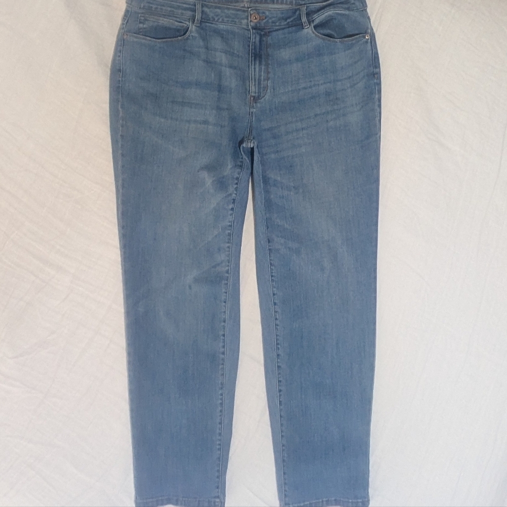J. Jill Boyfriend Straight Leg Ankle Jeans - Picture 3 of 11